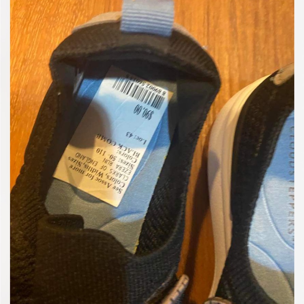 NWT Clarks Slip-on Lace Strap Shoes Size 6 - Picture 2 of 4